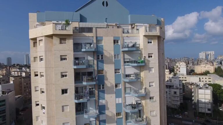 שיפוץ בניין בסנפלינג