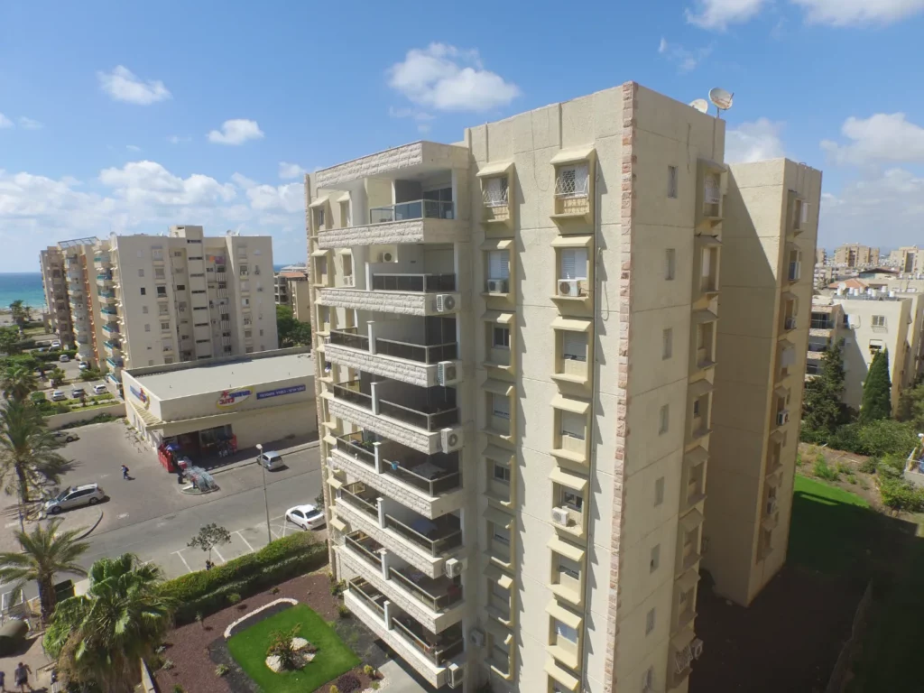 שיפוץ בניין חיצוני מחיר